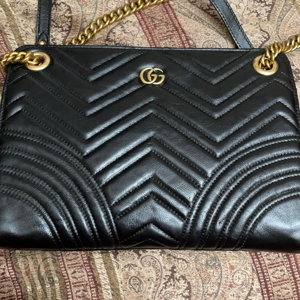 Not tradesss made in Italy Gucci receipt included